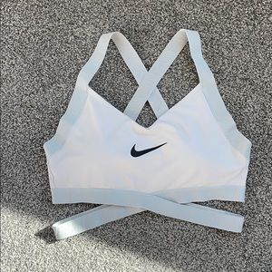 Super cute womens Nike sports bra